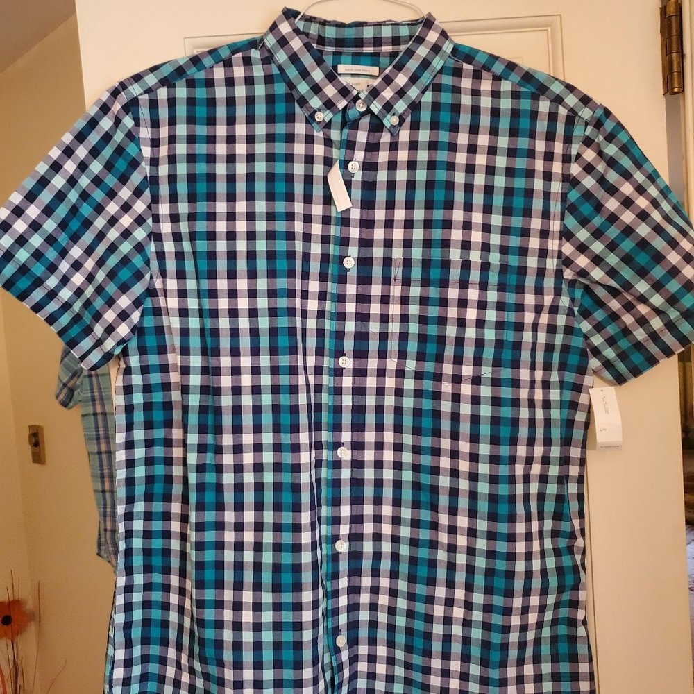 Old Navy Short Sleeve Button Down Men Shirt Size L